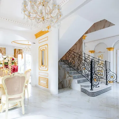 Elegante Avec Deux Lits Simples Gare 2pers Hotel *